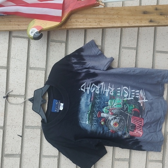 Train Shirt - Picture 7 of 11